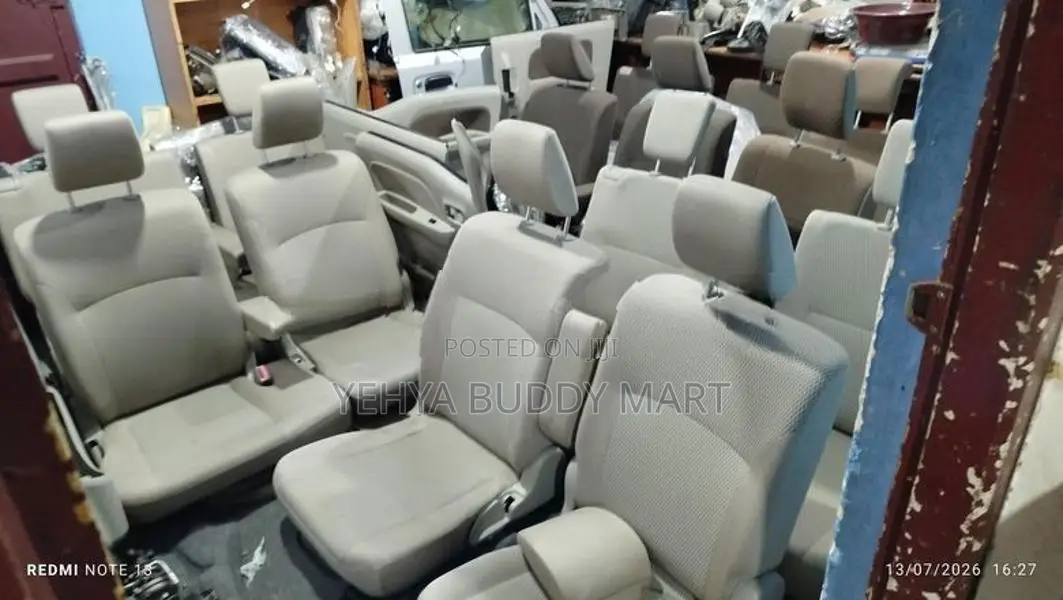 Suzuki Every DA17 Super Wagon Seat Set