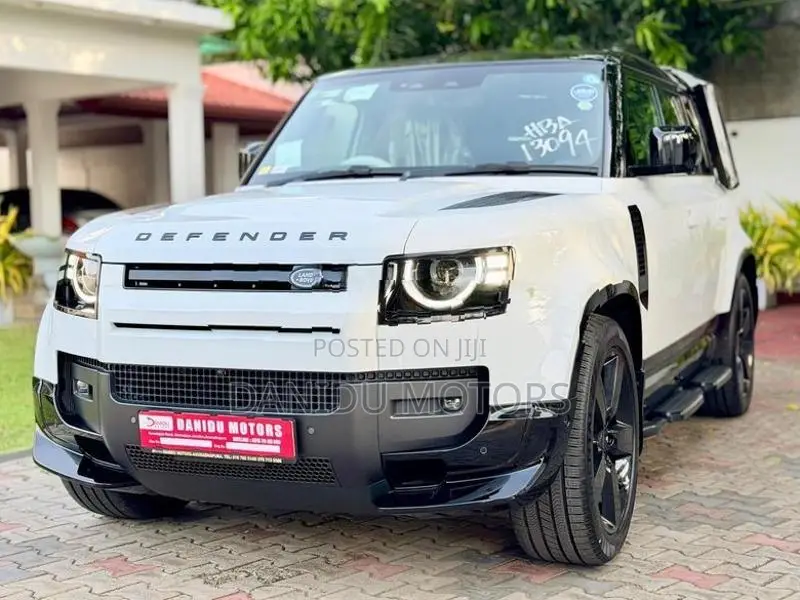 Land Rover Defender 2026