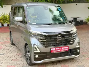 Nissan Roox 2023
