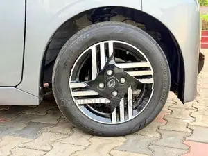 Nissan Roox 2023