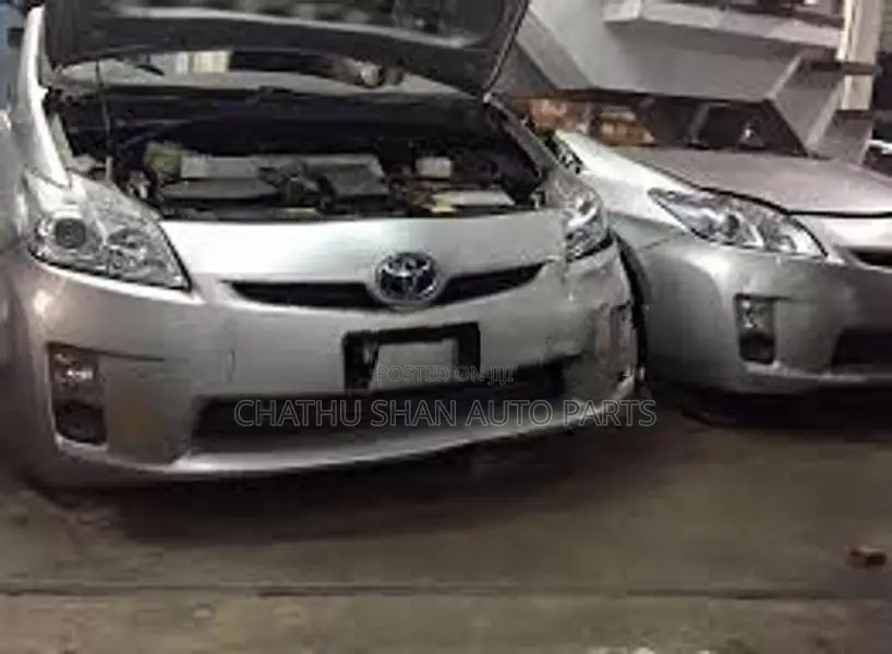 Toyota Prius face cut