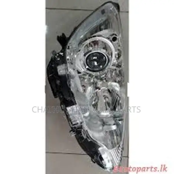 Toyota aqua head light