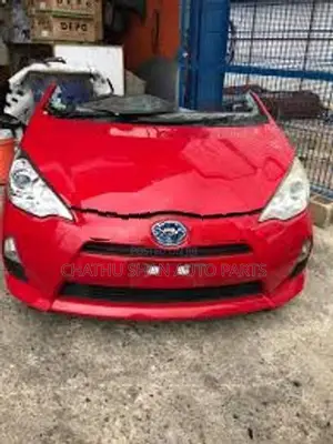 Toyota aqua face cut