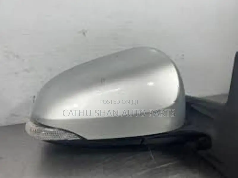 Toyota aqua mirror
