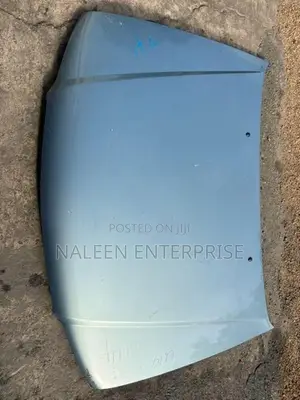 Nissan Bluebird U14 Bonnet