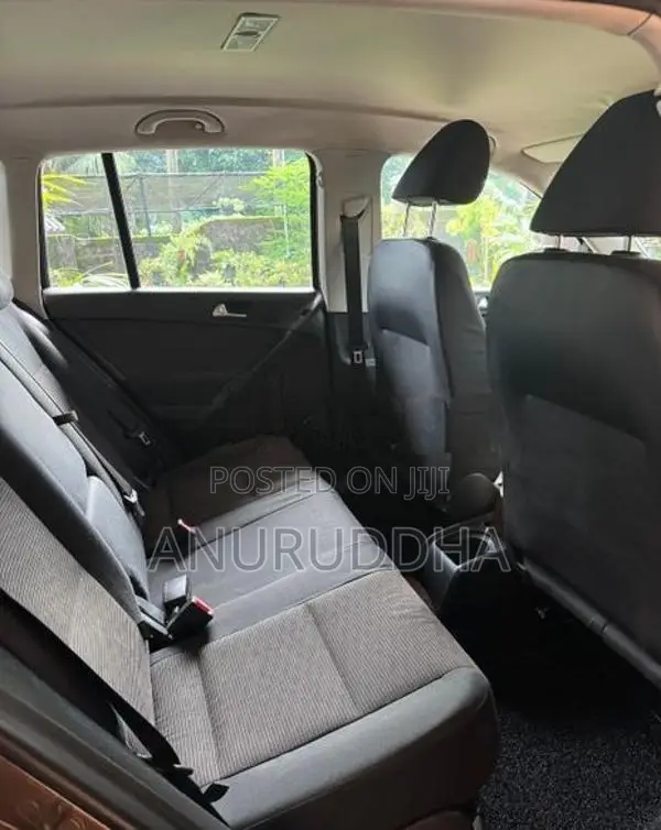Volkswagen Tiguan 2011