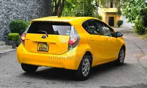 Toyota Aqua 2014
