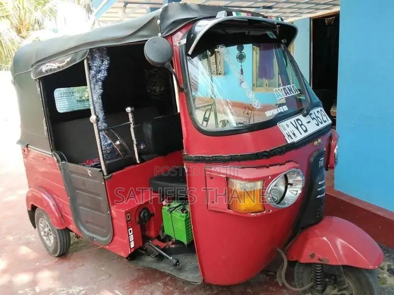 Bajaj RE Three Wheeler 2010