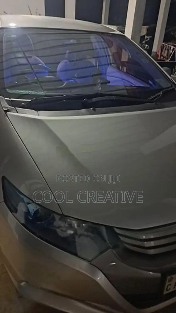Honda Insight Saloon 2009