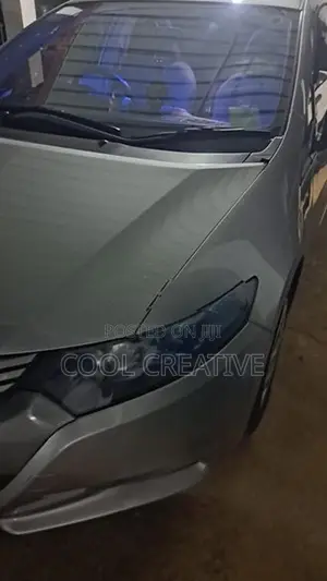 Honda Insight Saloon 2009