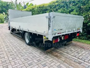 Isuzu Elf Half body 2018