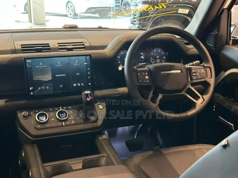 Land Rover Defender X Dynamic Se 7 Seatr 2025
