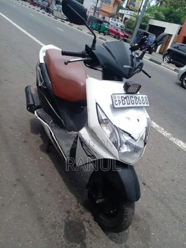 Honda Dio 2017