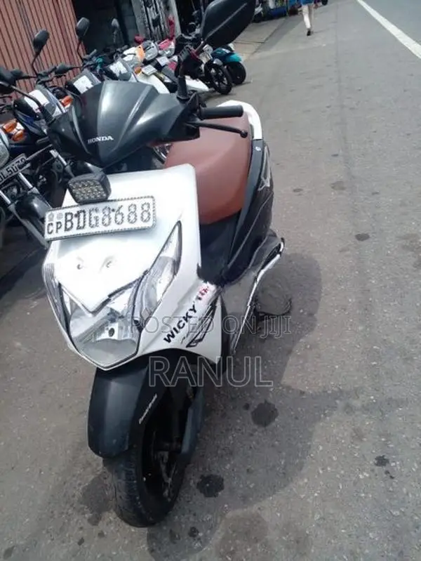 Honda Dio 2017