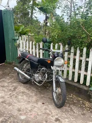 Bajaj Boxer 2004