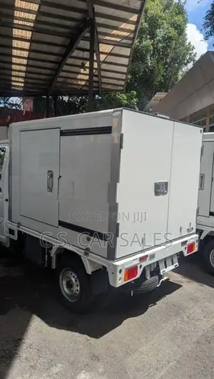 Suzuki Freezer Truck 2025