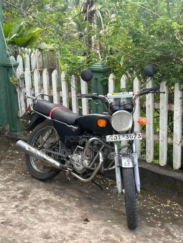 Bajaj Boxer 2004