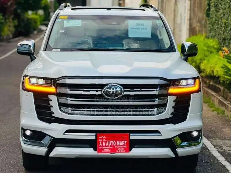 Toyota Land Cruiser V6 ZX LC300 B/New 2024