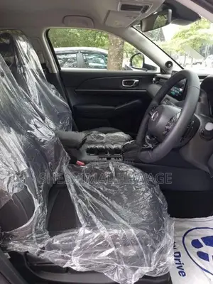 Honda Vezel Z Premiun 10 Speaker 2025