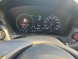 Honda Vezel Z Premiun 10 Speaker 2026