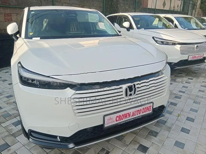 Honda Vezel Z Premiun 10 Speaker 2026