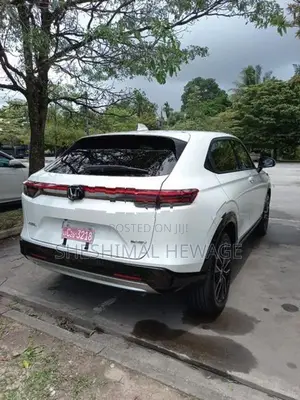 Honda Vezel Z Premiun 10 Speaker 2025