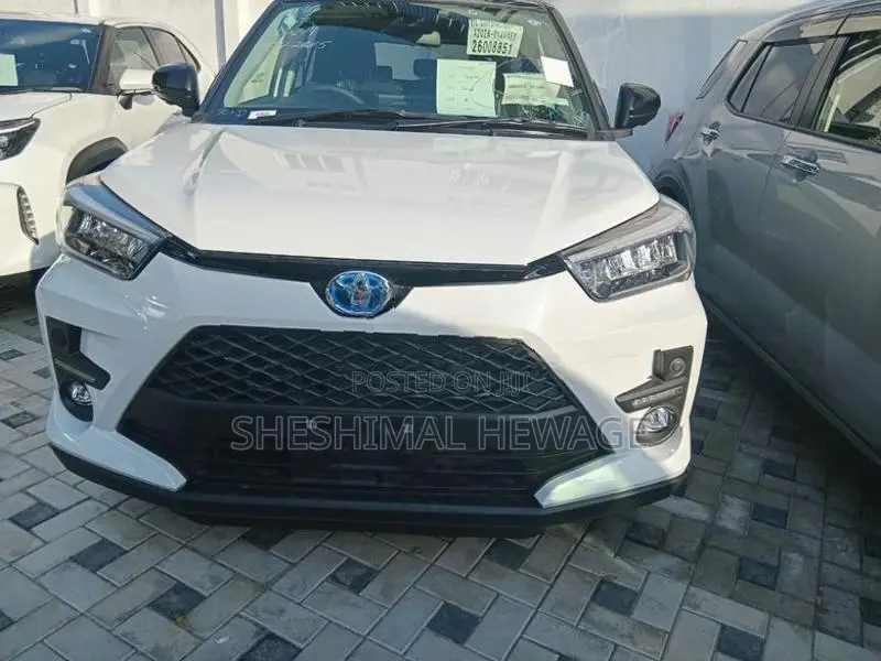 Toyota Raize Hybrid Z 2 Tone 2026