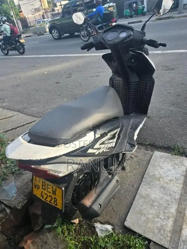 Honda Dio 2017
