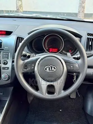 Kia Cerato 2012