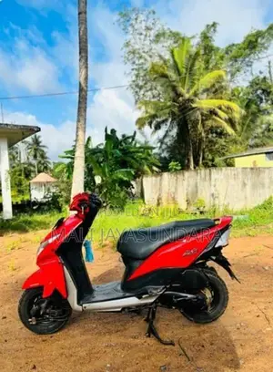 Honda Dio Red 2012