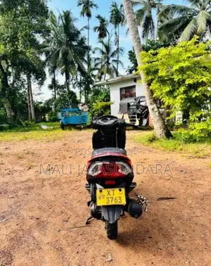 Honda Dio Red 2012