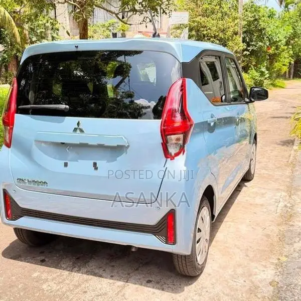 Mitsubishi eK Wagon M 2024