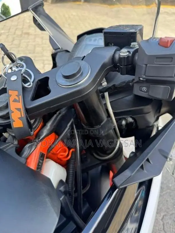 KTM RC 200 2019