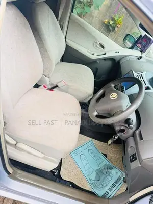 Toyota Vitz 2010