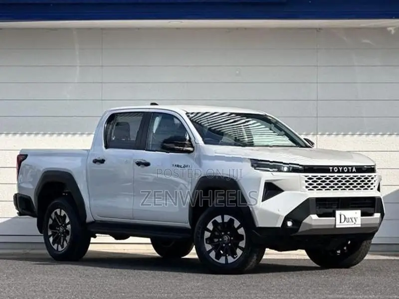 Toyota Hilux Z Adventure JAPAN 2026