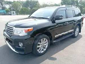 Toyota Land Cruiser Prado 2014