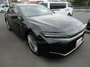 Toyota Crown 2024