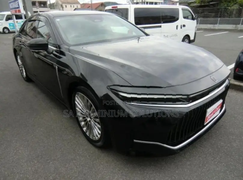 Toyota Crown 2024