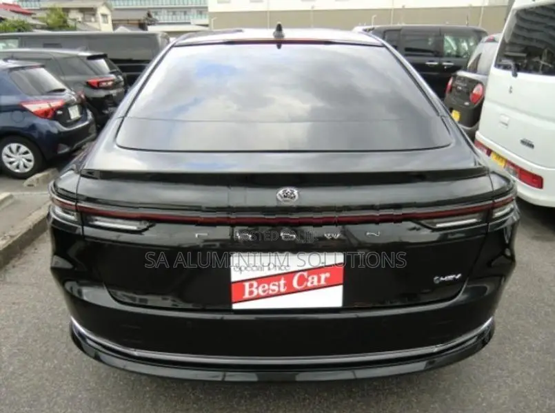 Toyota Crown 2024