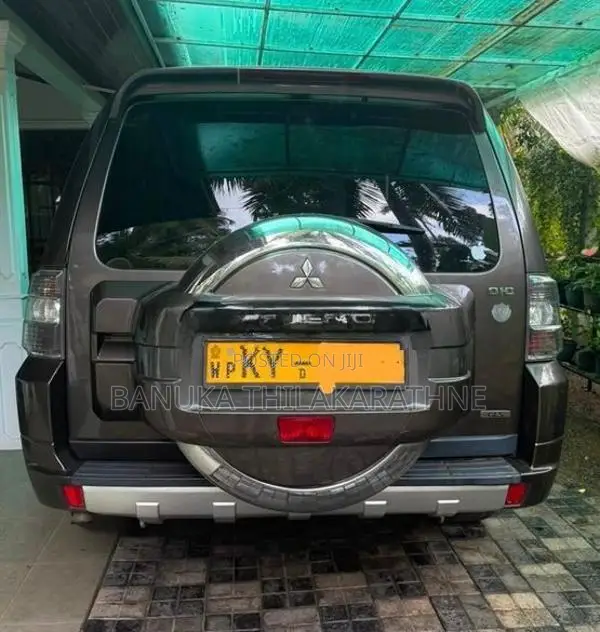 Mitsubishi Montero GLS 2013