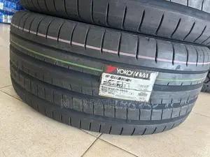 275/45R21 Yokohama Japan Tyre