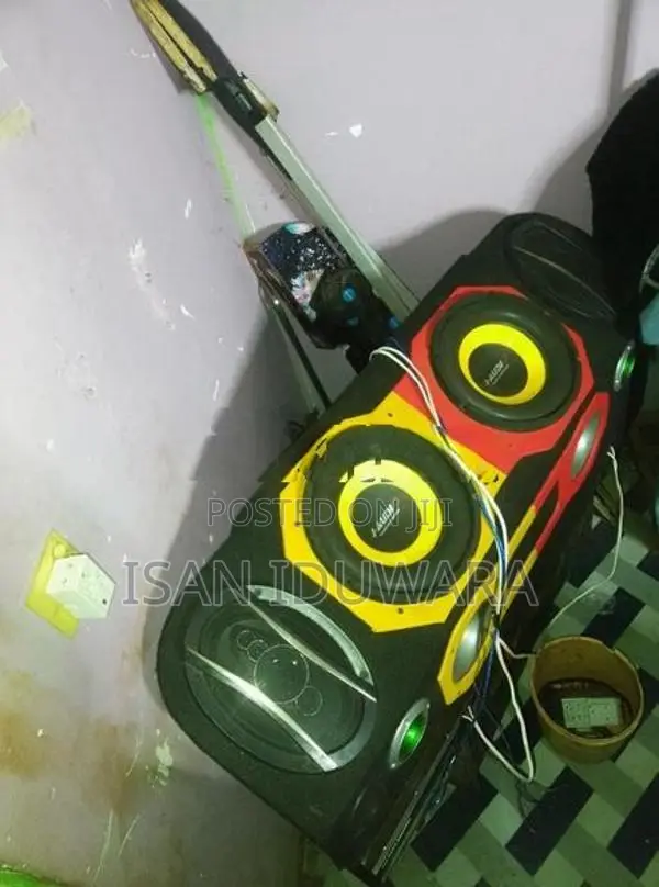 Three Wheel Speaker Set