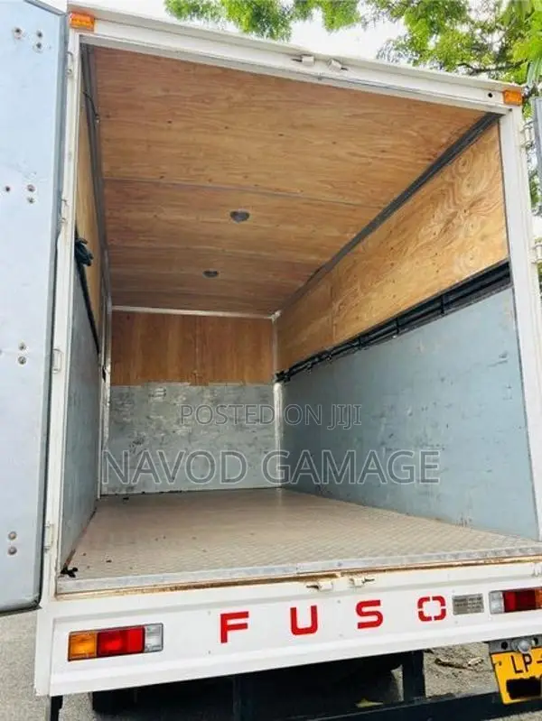 Mitsubishi Fuso 2025