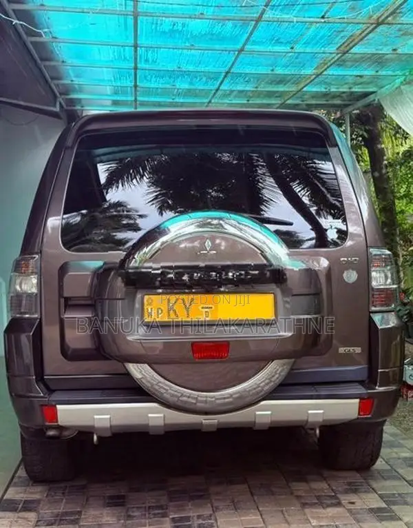 Mitsubishi Montero GLS 2013