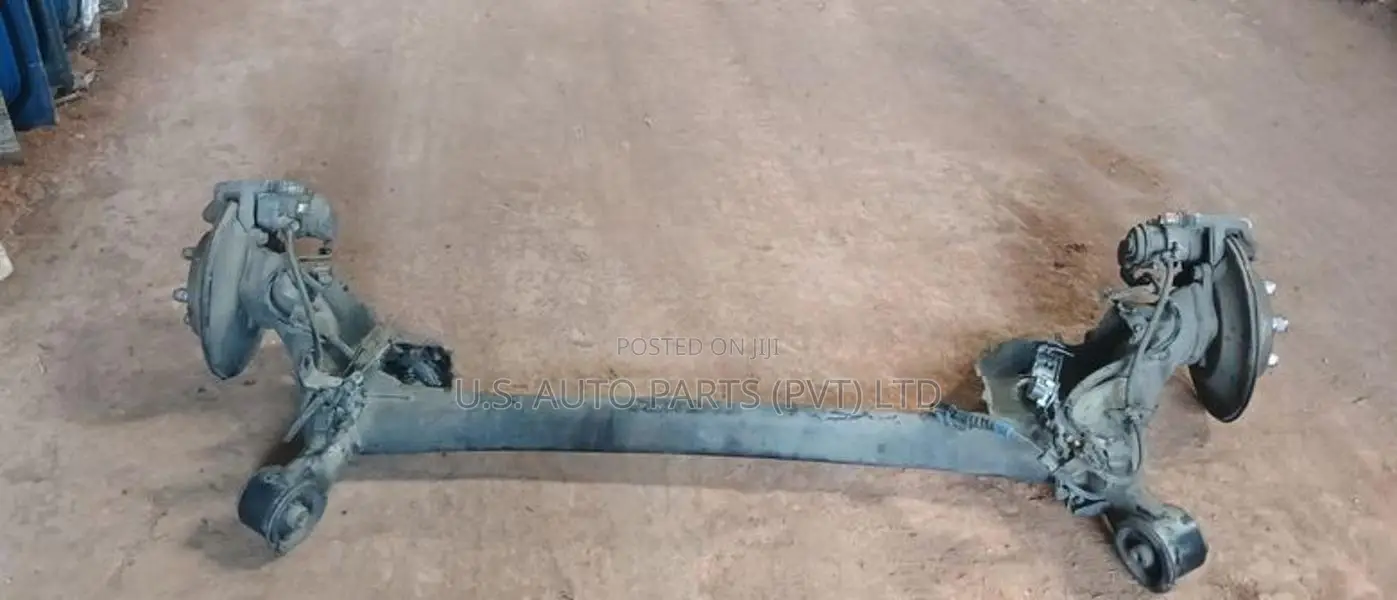 Honda Vezal RV5 - 2024 Rear Axel Bar