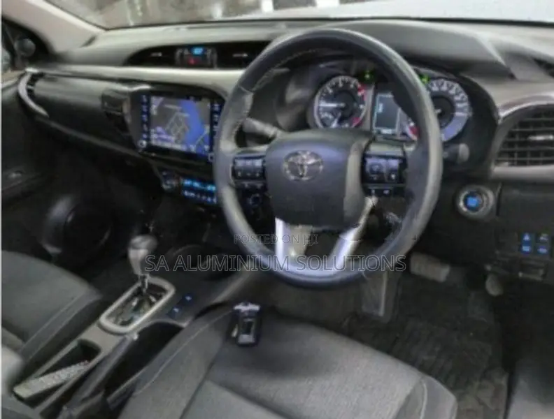 Toyota Hilux Z 2024