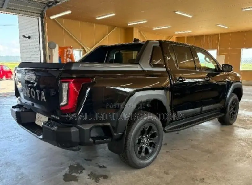 Toyota Hilux z 2026