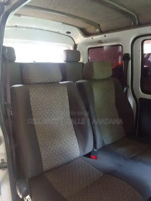 Daihatsu Hijet 2012