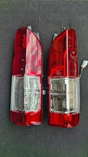 Toyota Hiace KDH Taillight Tail Light Set