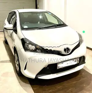 Toyota Vitz 2016
